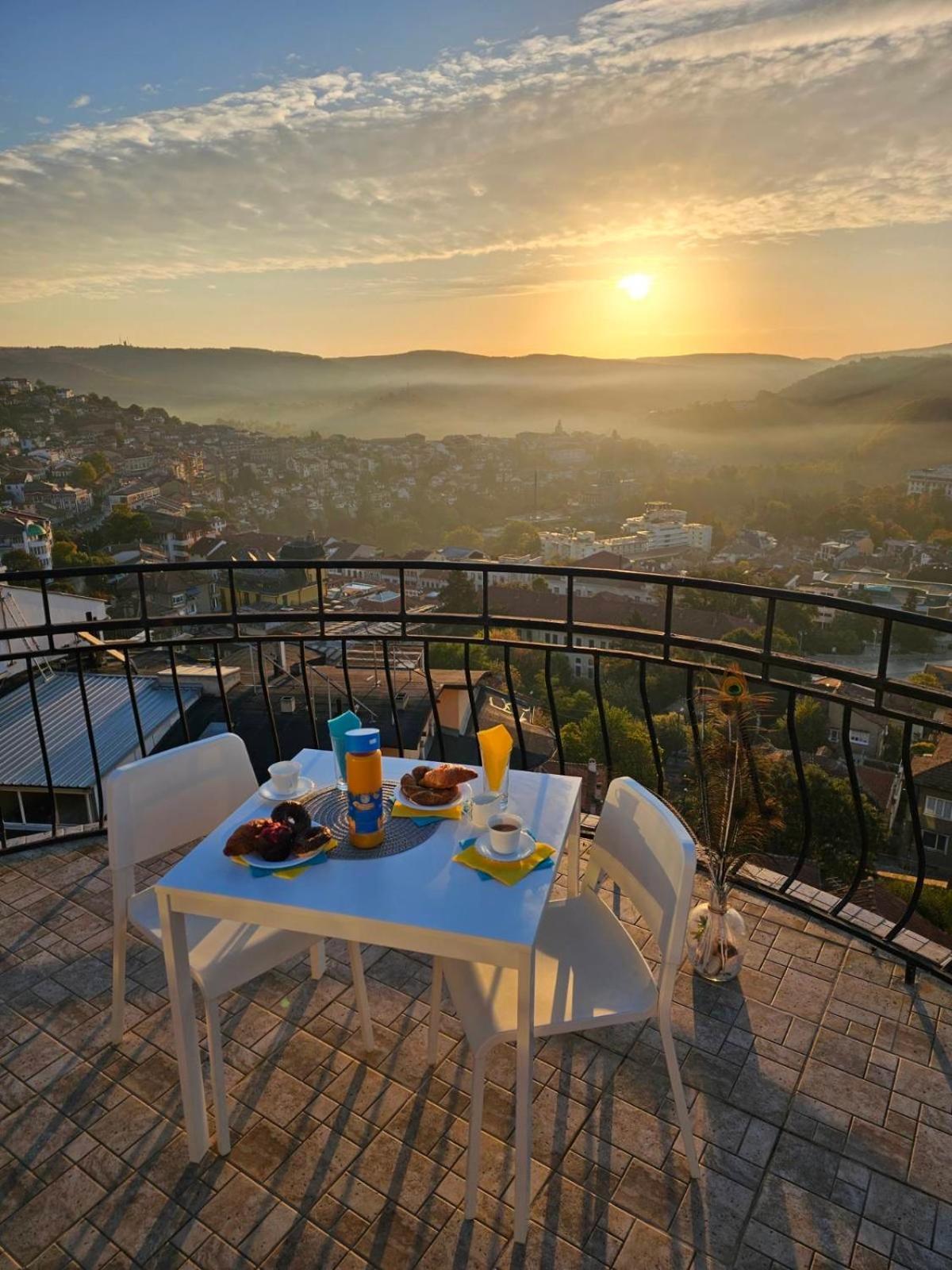 Top Sky View - Studio Panorama Veliko Turnovo Bagian luar foto